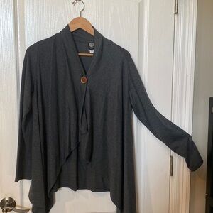 BOBEAU Poncho type top Sz M gray GORGEOUS and classy looking on
